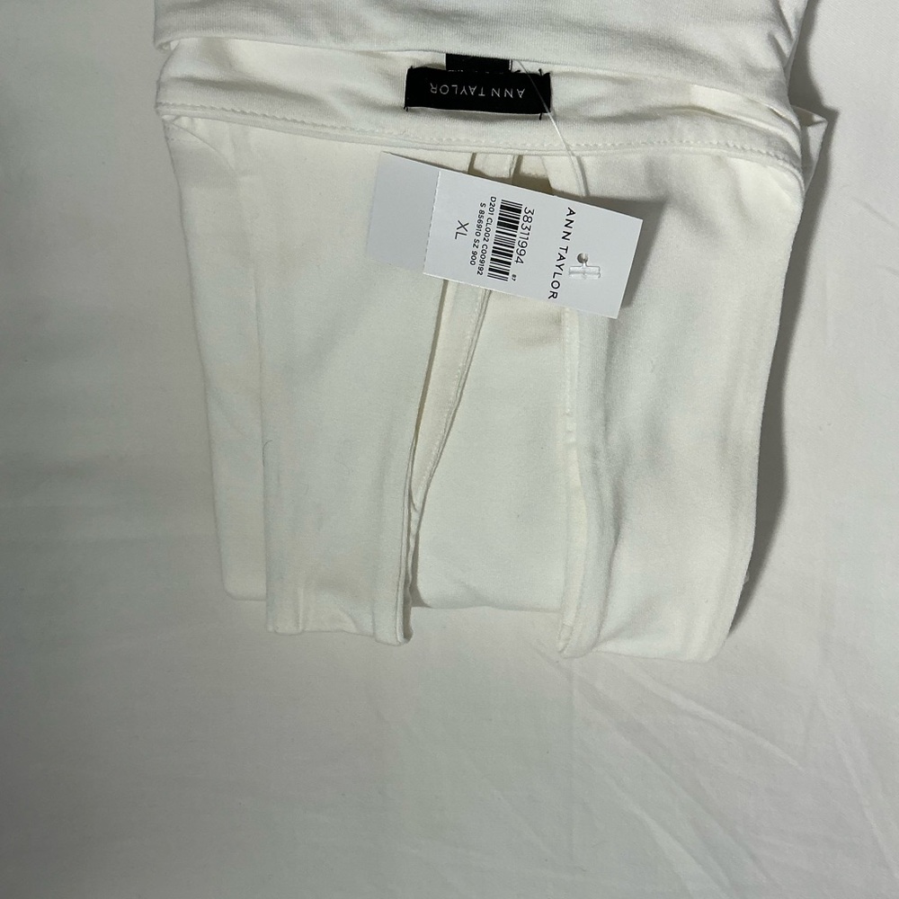 Ann Taylor white Crewneck Tee size XL - Picture 13 of 16